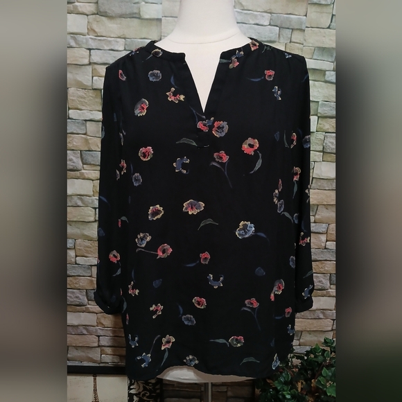 Dalia Black Floral Blouse Size Large - Picture 1 of 4